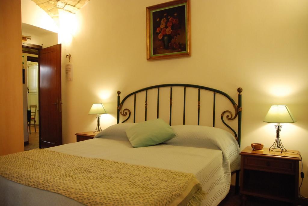 Jessy'S Rooms โรม ห้อง รูปภาพ